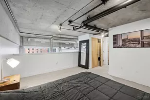 353 W 4th St, Cincinnati, OH 45202 - Photo 24