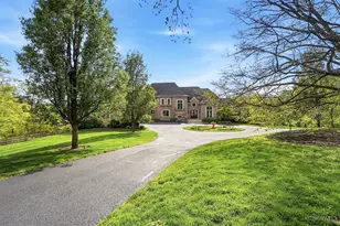 4535 Drake Rd, Indian Hill, OH 45243 - Photo 2