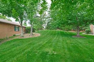 8790 Carrousel Park Cir, Colerain Township, OH 45251 - Photo 30