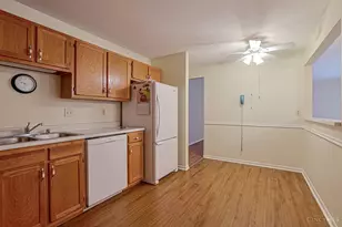 8790 Carrousel Park Cir, Colerain Township, OH 45251 - Photo 12