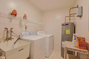 8790 Carrousel Park Cir, Colerain Township, OH 45251 - Photo 24