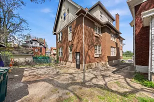 643 Glenwood Ave, Cincinnati, OH 45229 - Photo 2