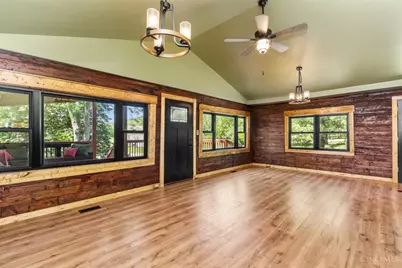 922 Lorelei Drive, Perry Township, OH 45118 - Photo 4
