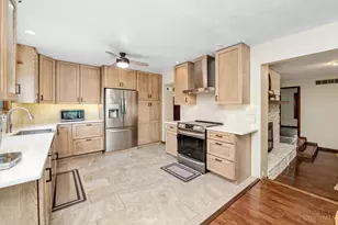 7652 Terraqua Dr, West Chester, OH 45241 - Photo 14