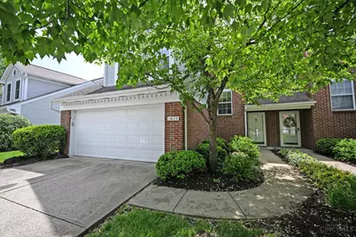 1033 Wittshire Circle, Anderson Township, OH 45255 - Photo 2