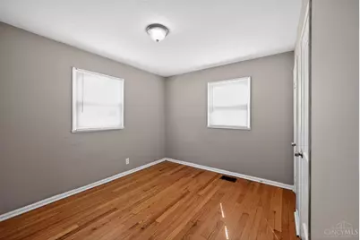 1923 Ashbrook Drive, Cincinnati, OH 45238 - Photo 10