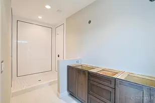 4236 Parkview Dr, Blue Ash, OH 45242 - Photo 12