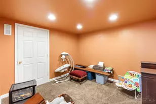 2072 Endovalley Dr, Anderson Township, OH 45244 - Photo 52