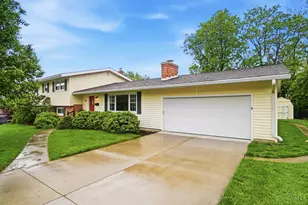 302 Jackson Ln, Middletown, OH 45044 - Photo 4