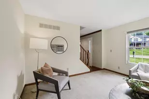 348 Oakwood Park Dr, Delhi Township, OH 45238 - Photo 14