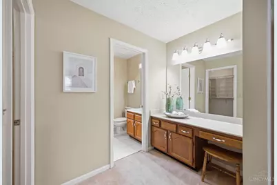 348 Oakwood Park Drive, Delhi Township, OH 45238 - Photo 20