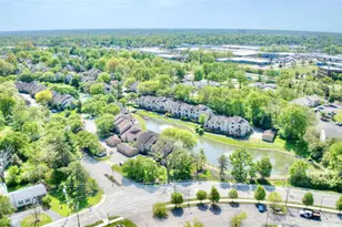 9450 Hunters Creek Dr, Blue Ash, OH 45242 - Photo 22