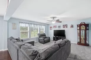 5230 Crested Owl Ct, Hamilton Township, OH 45152 - Photo 8