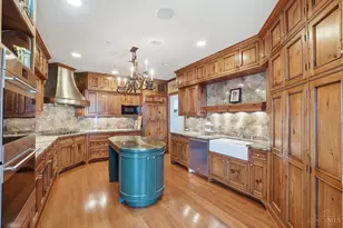 1201 Edgecliff Pl, Cincinnati, OH 45206 - Photo 24