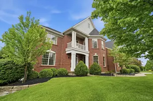 2427 Ashton Ct, Anderson Township, OH 45244 - Photo 2