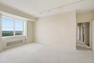 2444 Madison Rd, Cincinnati, OH 45208 - Photo 56