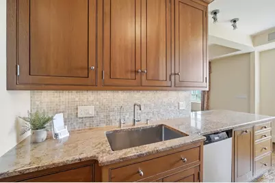 2444 Madison Road #2002, Cincinnati, OH 45208 - Photo 22