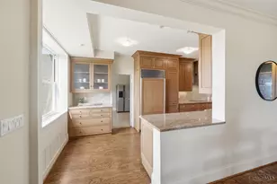 2444 Madison Rd, Cincinnati, OH 45208 - Photo 16
