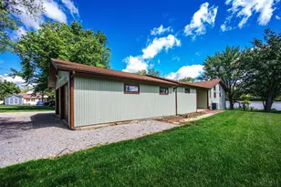 190 Lakengren Dr, Lake Lakengren, OH 45320 - Photo 4