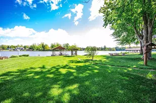 190 Lakengren Dr, Lake Lakengren, OH 45320 - Photo 10