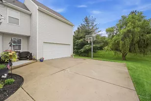 1447 Stableview Cir, Hamilton Township, OH 45039 - Photo 36