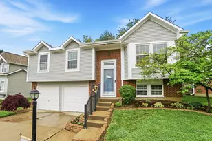 4613 Laurel View Dr, Union Township, OH 45244 - Photo 2