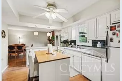 1064 Waycross Road, Forest Park, OH 45240 - Photo 10