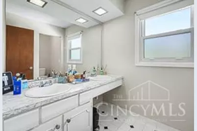 1064 Waycross Road, Forest Park, OH 45240 - Photo 22