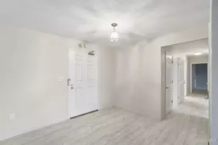 2444 Madison Rd, Cincinnati, OH 45208 - Photo 6
