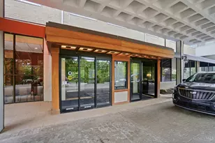 2444 Madison Rd, Cincinnati, OH 45208 - Photo 2
