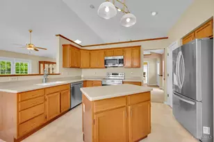 8288 White Hill Ln, West Chester, OH 45069 - Photo 12