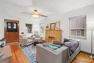 3058 Penrose Pl, Cincinnati, OH 45211 - Photo 6