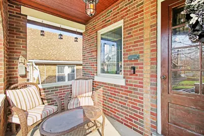 3058 Penrose Place, Cincinnati, OH 45211 - Photo 4
