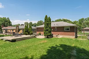 6147 Charity Dr, Green Township, OH 45248 - Photo 30
