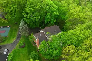 9018 Winthrop Dr, Montgomery, OH 45249 - Photo 2