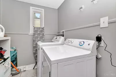 4211 Kirby Ave, Cincinnati, OH 45223 - Photo 16