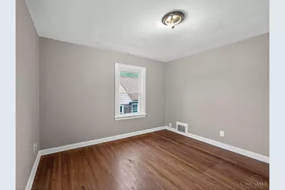 2738 Montana Avenue, Cincinnati, OH 45211 - Photo 8