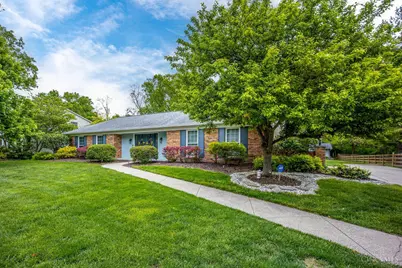 10322 Lochcrest Drive, Springfield Township, OH 45231 - Photo 2