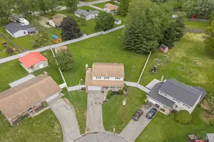 7278 Beth Ct, Carlisle, OH 45005 - Photo 2