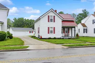 670 Xenia Ave, Wilmington, OH 45177 - Photo 2