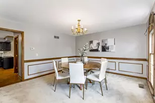 9761 Berry Hill Dr, West Chester, OH 45241 - Photo 16