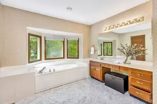 9761 Berry Hill Dr, West Chester, OH 45241 - Photo 22