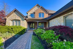 151 Vista Ridge Dr, South Lebanon, OH 45065 - Photo 2