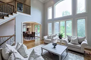 376 Compton Rd, Wyoming, OH 45215 - Photo 10