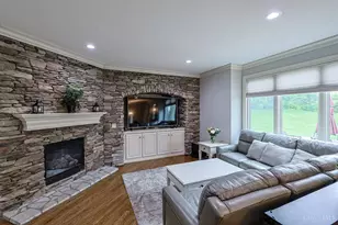 376 Compton Rd, Wyoming, OH 45215 - Photo 12