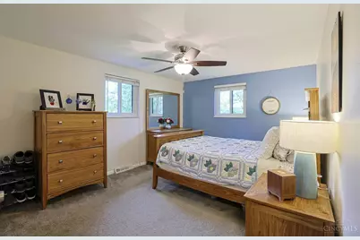 5801 Maphet Street, Columbia Township, OH 45227 - Photo 16