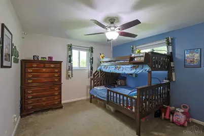 5801 Maphet Street, Columbia Township, OH 45227 - Photo 18