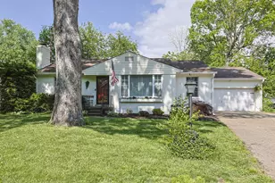 1530 Maple Ave, Wyoming, OH 45215 - Photo 2