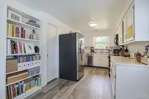 1530 Maple Ave, Wyoming, OH 45215 - Photo 10