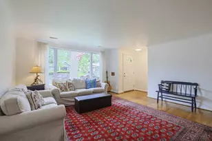 1530 Maple Ave, Wyoming, OH 45215 - Photo 4